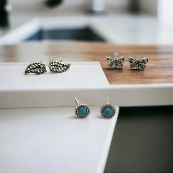 Mini Turquoise Circle & Silver Leaf & Butterfly Stud Earrings - Picture 8 of 8